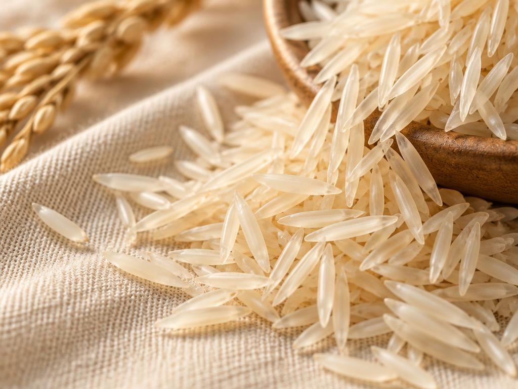 Close-up of extra-long basmati rice grains